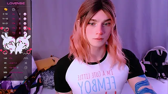 Snapshot of Alice_Hells chatting on 11-13-25, 07:29 Alice Hells online show from 11-13-25, 07:29