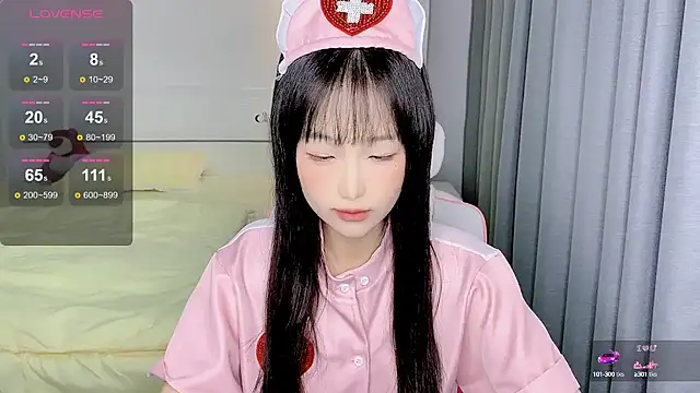 Snapshot of -Wendy__ chatting on 12-19-24, 11:57 -Wendy online show from 12-19-24, 11:57