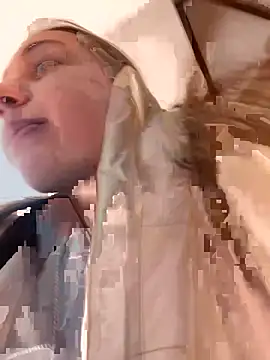 Lia  Love online show from 12-03-24, 04:28