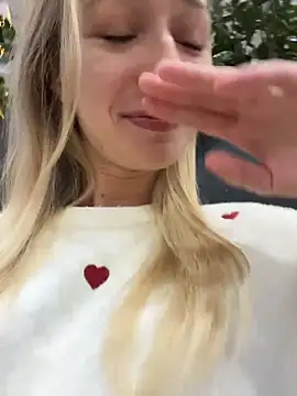 Lia  Love online show from 11-24-25, 12:05