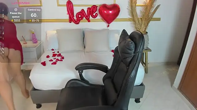 Snapshot of nahia_13 chatting on 02-14-26, 03:25 nahia 13 online show from 02-14-26, 03:25