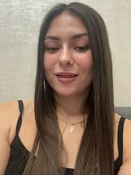 Snapshot of ShySonya chatting on 09-12-25, 01:44 ShySonya online show from 09-12-25, 01:44