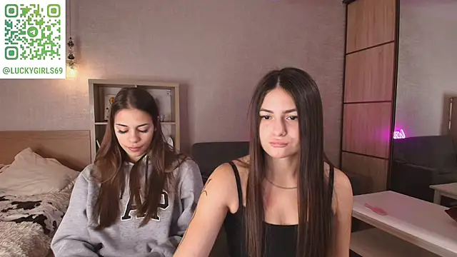 Snapshot of ShySonya chatting on 09-29-25, 11:15 ShySonya online show from 09-29-25, 11:15