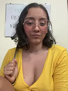 Kay LustyWife online show from 03-07-25, 01:20