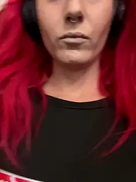 SweetSolez online show from 10-18-25, 02:29