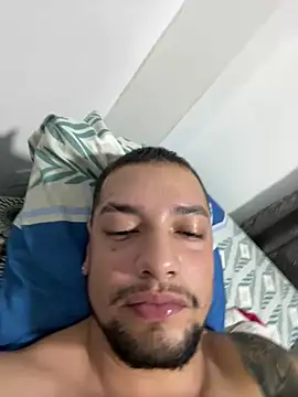 Snapshot of MrSoulMommy chatting on 03-04-26, 03:29 MrSoulMommy online show from 03-04-26, 03:29