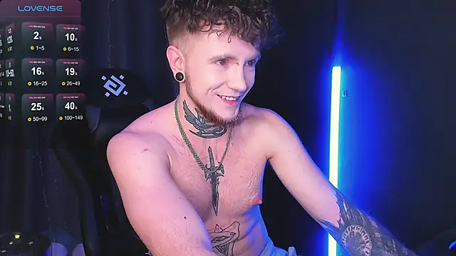 Snapshot of Badrabbitt_ chatting on 01-15-25, 11:32 Badrabbitt  online show from 01-15-25, 11:32