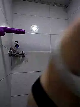 Snapshot of Alexandra_65 chatting on 01-26-25, 03:25 Alexandra 65 online show from 01-26-25, 03:25