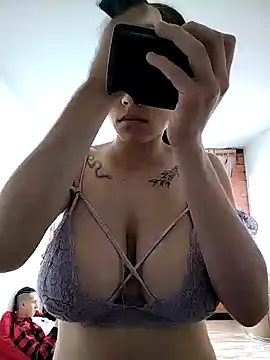 Snapshot of Alexandra_65 chatting on 02-08-25, 06:55 Alexandra 65 online show from 02-08-25, 06:55