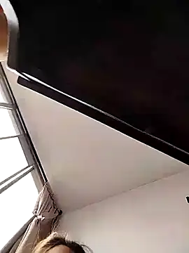 Snapshot of Alexandra_65 chatting on 03-16-25, 04:01 Alexandra 65 online show from 03-16-25, 04:01