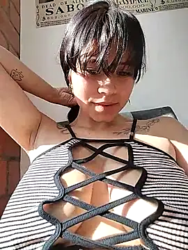 Snapshot of Alexandra_65 chatting on 11-01-25, 08:00 Alexandra 65 online show from 11-01-25, 08:00