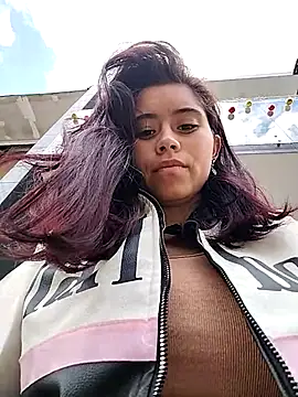 Snapshot of Alexandra_65 chatting on 12-17-25, 02:45 Alexandra 65 online show from 12-17-25, 02:45