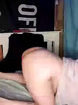 Snapshot of angel_star420864 chatting on 02-07-25, 04:27 angel star420864 online show from 02-07-25, 04:27