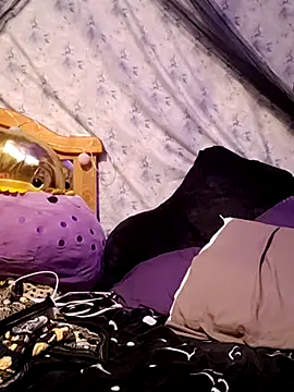 Snapshot of angel_star420864 chatting on 09-23-25, 10:13 angel star420864 online show from 09-23-25, 10:13