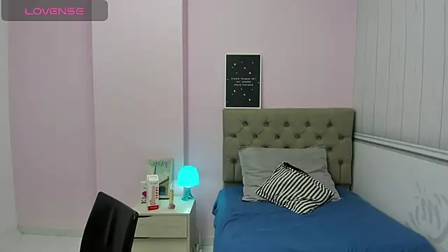 lauren rios7 online show from 01-13-25, 09:52