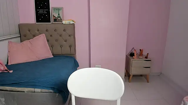 lauren rios7 online show from 10-09-25, 08:29