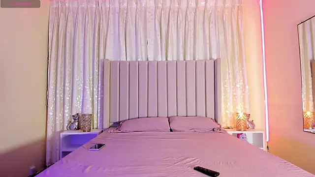 Snapshot of Aliison_Smith chatting on 01-25-25, 03:19 Aliison Smith online show from 01-25-25, 03:19