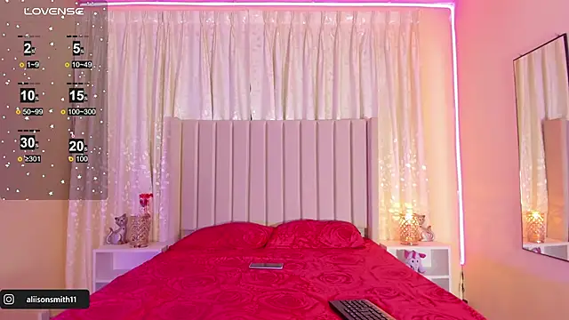 Snapshot of Aliison_Smith chatting on 02-25-25, 03:20 Aliison Smith online show from 02-25-25, 03:20