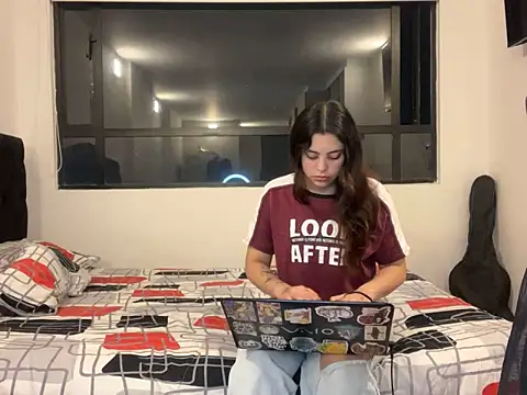 Scarlett Jazmin online show from 02-12-25, 05:26