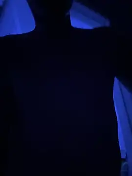 freckledginger369 online show from 12-04-24, 03:37