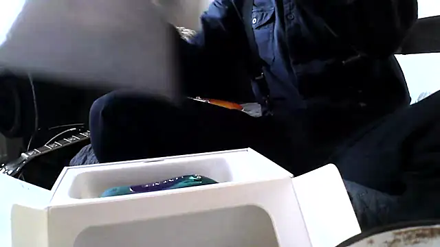 Snapshot of Kingsscepter chatting on 02-01-25, 03:39 Kingsscepter online show from 02-01-25, 03:39