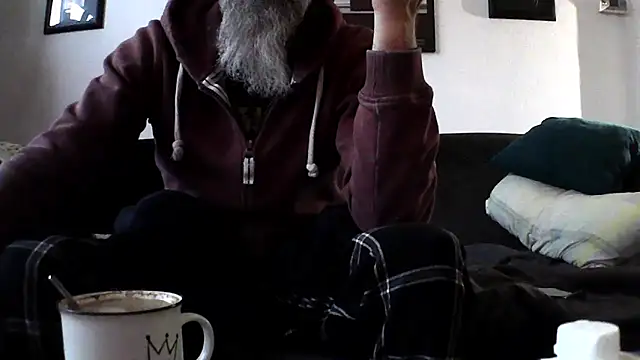 Snapshot of Kingsscepter chatting on 02-05-25, 08:32 Kingsscepter online show from 02-05-25, 08:32