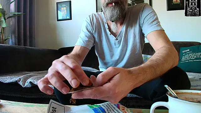 Snapshot of Kingsscepter chatting on 02-23-25, 11:22 Kingsscepter online show from 02-23-25, 11:22