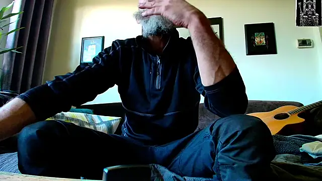 Snapshot of Kingsscepter chatting on 03-04-25, 03:37 Kingsscepter online show from 03-04-25, 03:37