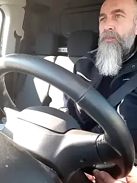 Snapshot of Kingsscepter chatting on 03-05-25, 10:00 Kingsscepter online show from 03-05-25, 10:00