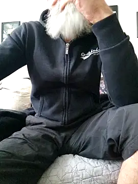 Snapshot of Kingsscepter chatting on 01-06-26, 10:30 Kingsscepter online show from 01-06-26, 10:30