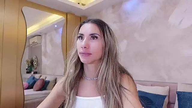 Snapshot of JullyBlair chatting on 10-16-25, 04:13 JullyBlair online show from 10-16-25, 04:13