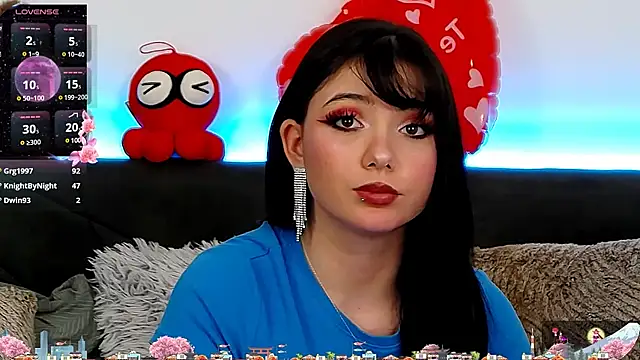 Snapshot of AveryWillow chatting on 02-25-25, 12:14 AveryWillow online show from 02-25-25, 12:14