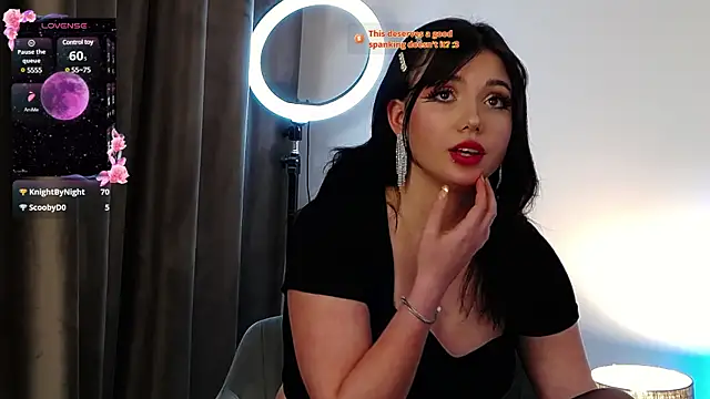 Snapshot of AveryWillow chatting on 02-27-25, 07:26 AveryWillow online show from 02-27-25, 07:26