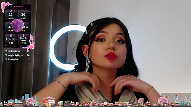 Snapshot of AveryWillow chatting on 02-27-25, 10:31 AveryWillow online show from 02-27-25, 10:31