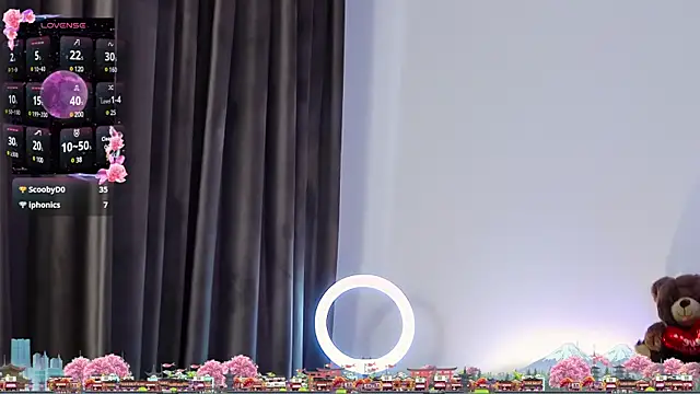 Snapshot of AveryWillow chatting on 03-09-25, 02:43 AveryWillow online show from 03-09-25, 02:43