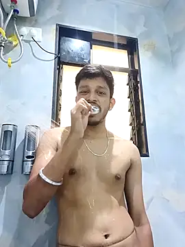 skinnyyyyyyyyy online show from 10-08-25, 04:32