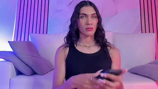 Snapshot of MiaCavallii_ chatting on 09-27-25, 03:55 MiaCavallii online show from 09-27-25, 03:55