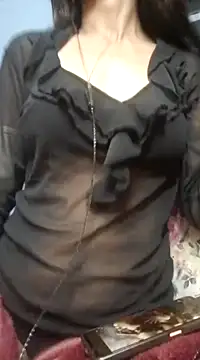 Snapshot of Sanjana-Mehar chatting on 02-05-25, 12:31 Sanjana-Mehar online show from 02-05-25, 12:31