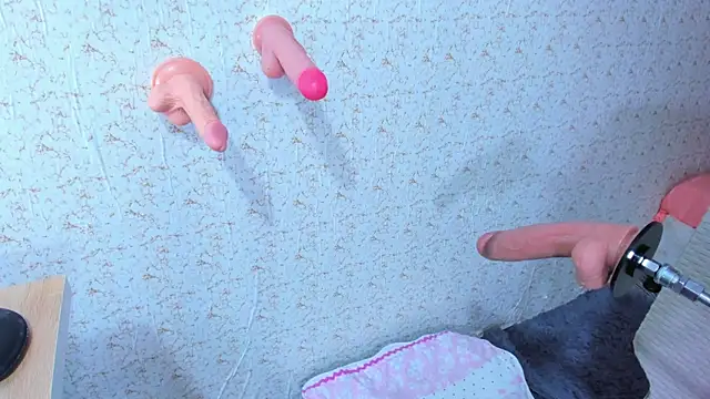 Snapshot of Elalove_ chatting on 12-10-24, 03:41 Elalove online show from 12-10-24, 03:41