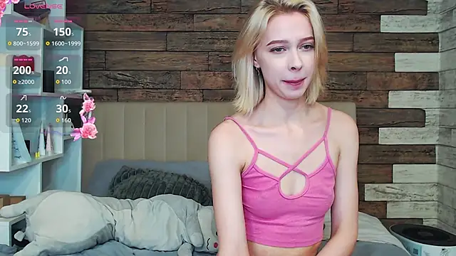 Snapshot of White_Lioness chatting on 02-25-26, 02:05 White Lioness online show from 02-25-26, 02:05