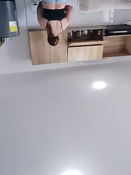  Prinscarlet  online show from 10-03-25, 05:54