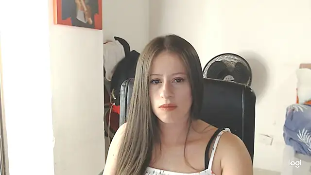 Snapshot of amelia_bella chatting on 07-22-26, 03:53 amelia bella online show from 07-22-26, 03:53