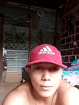 Snapshot of tayson_ chatting on 01-30-25, 07:59 tayson online show from 01-30-25, 07:59