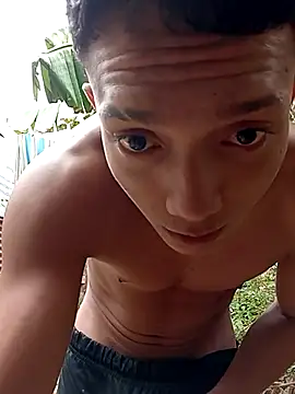 Snapshot of tayson_ chatting on 03-14-25, 02:41 tayson online show from 03-14-25, 02:41