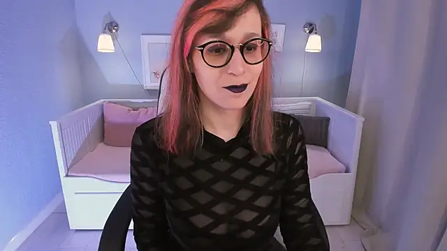 Dora Marcelli online show from 01-17-25, 06:47