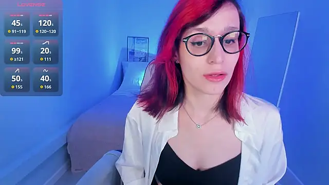 Snapshot of Dora_Marcelli chatting on 06-17-26, 09:45 Dora Marcelli online show from 06-17-26, 09:45