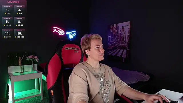 Nika Smit online show from 10-03-25, 09:17