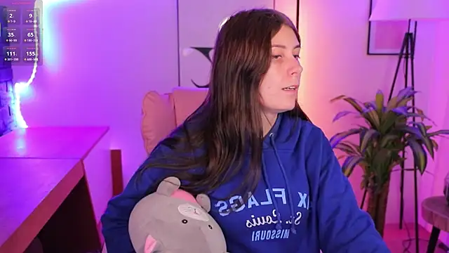 Hailey Green online show from 11-12-25, 10:09