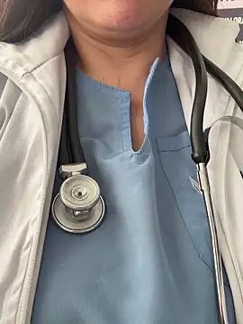 NATHALIA-28  online show from 04-01-26, 01:12