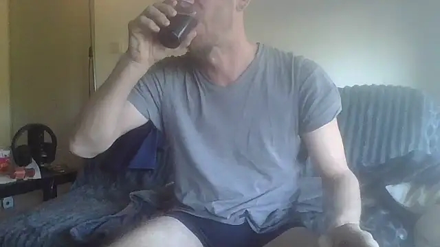 Snapshot of mohican69hot chatting on 04-04-26, 07:28 mohican69hot online show from 04-04-26, 07:28